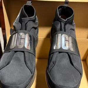 UGG Black Slip-On Fashion Sneakers